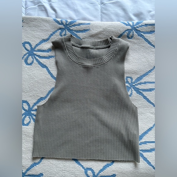 Aerie Ribbed Top • Size M - Picture 2 of 3